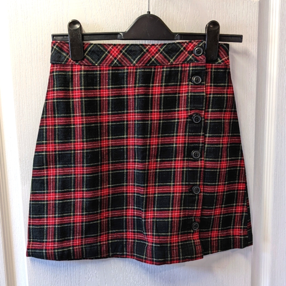 H&M Divided Plaid Mini Skirt Size 4